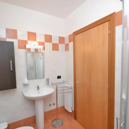Comfortable Beachfront Apartman *